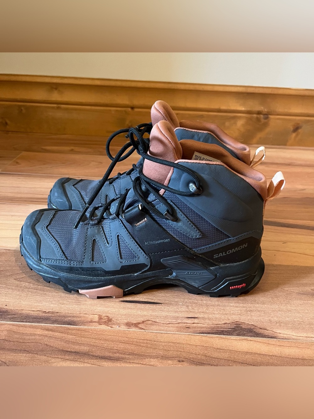 Salomon Goretex X-Ultra 04W Women’s 7.5 Hiking Boots